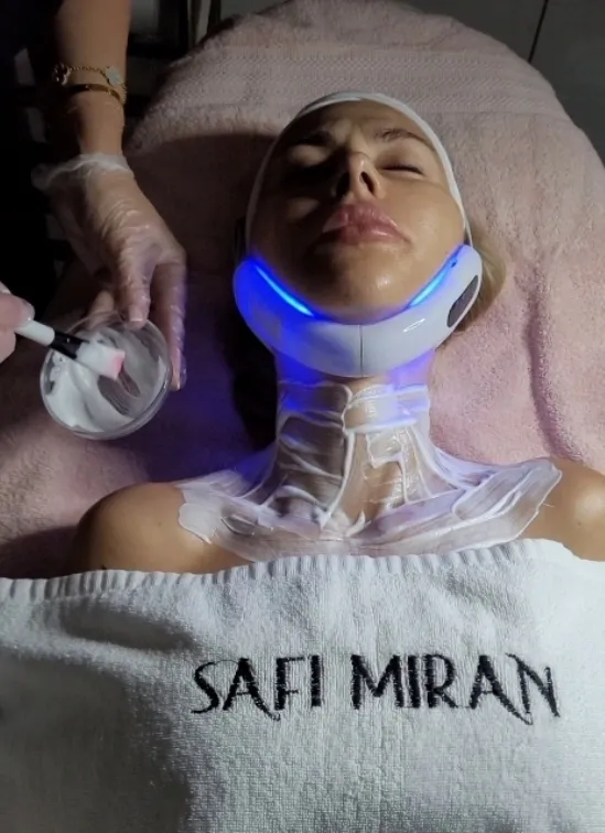 LED mask treatment at Safi Miran